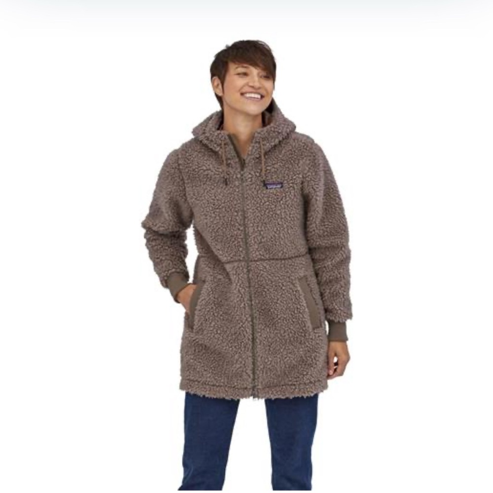 Patagonia dusty mesa parka.